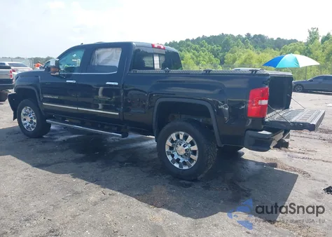 2016 GMC Sierra 2500Hd Denali z USA, uszkodzony, nr VIN 1GT12UE82GF266079
